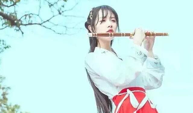 愛情故事 | 小重山